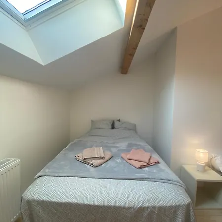 La Petite Maison Dans La Brie *